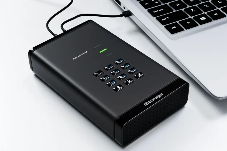 Szyfrowany dysk iStorage diskAshur DT3 HDD 4TB | IS-DT3-256-12000-F